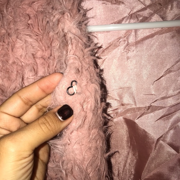 Coat - Picture 3 of 4